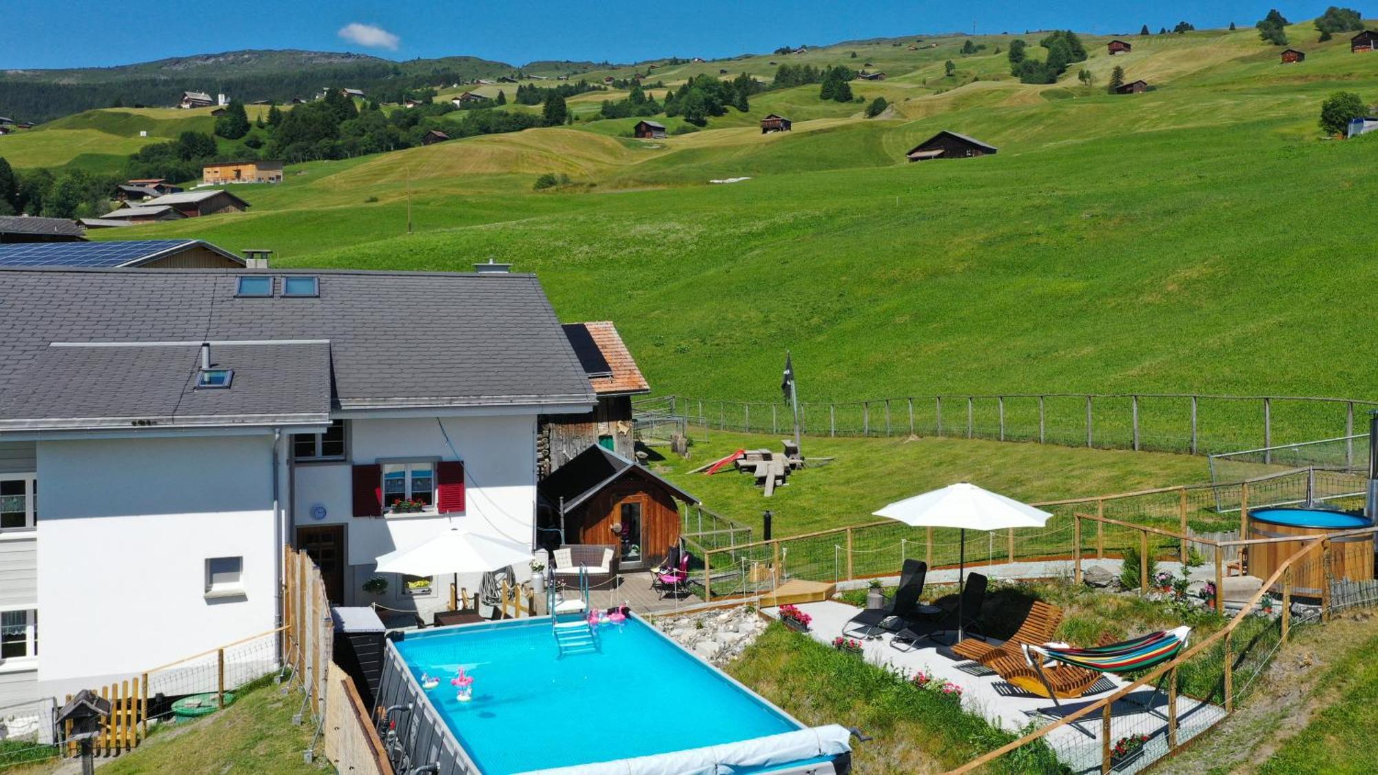 Hotel Gasthaus Alpina à Tschappina Extérieur photo